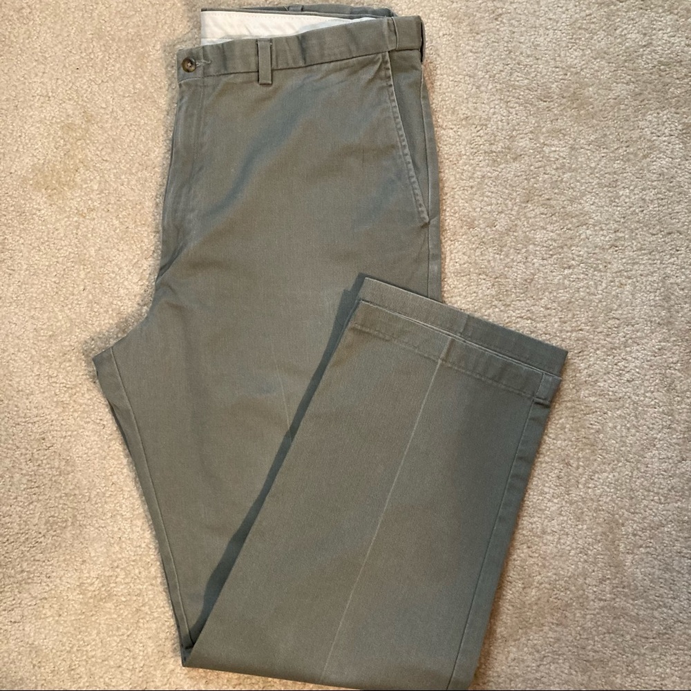 Haggar generations Men's Khaki Pants 38 X 32 Flat Front Hidden Comfort Waistband